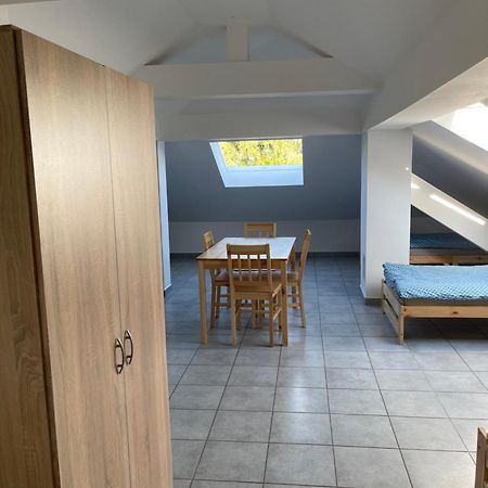 לוהמר Kavkaz Restaurant & Hotel מראה חיצוני תמונה